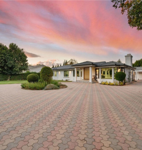 Residential Premium Main Image