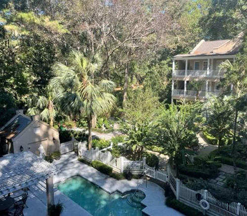 Residential Premium Image