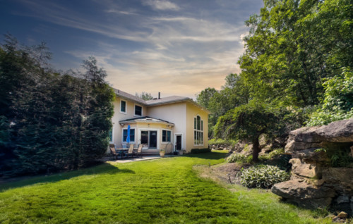 Residential Premium Image