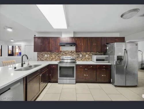 Residential Premium Main Image