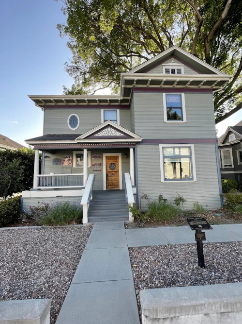 Residential Premium Main Image