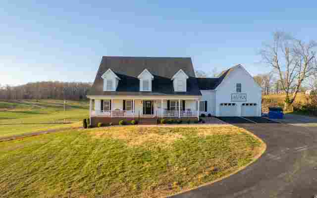 Aura Recovery Center