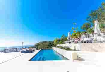 Rise in Malibu - Photo 1