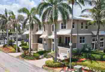 Seaside Wellness - Photo 1