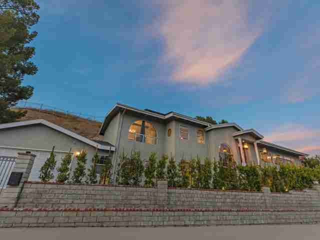 Spark to Recovery Granada Hills facility