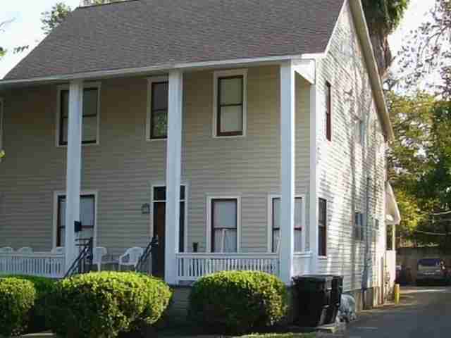 The Houses of Extra Measures - 23rd Street House for Men