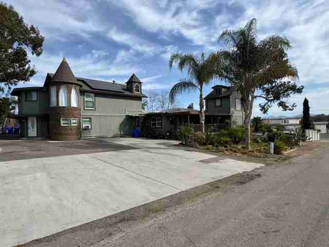 North County Sober Living - Mens Melrose Place