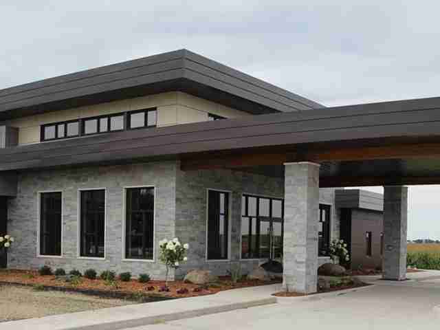 Iowa Specialty Hospital and Clinic Garner