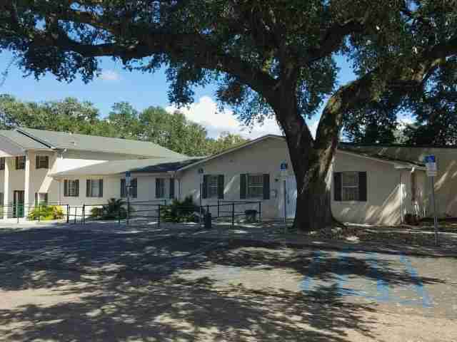 New Season Treatment Center - Cantonment