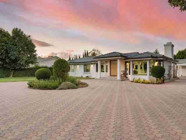 The Peak Valley Villa
