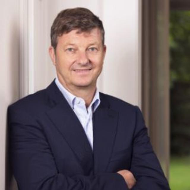 Dr. med. Pierre Sindelar