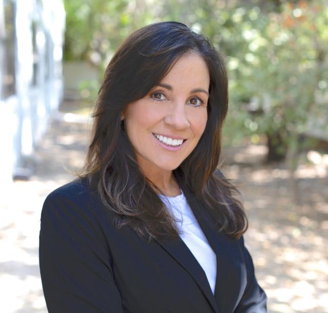 Dr. Candice Feinberg