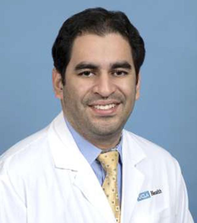 Dr. Julio Meza