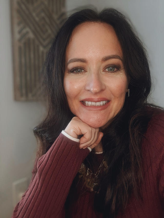 Jennifer Messina, CSWA (she/her)