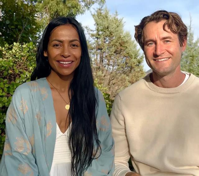 Charles D. Johnston & Tatiana Aya Tupinambá