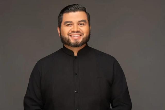 Dr. Luis San Roman