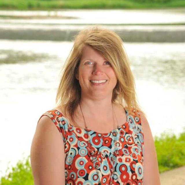 Marcie Schott