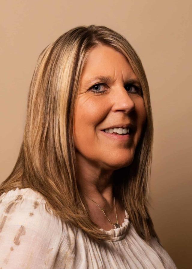Tina Lyons