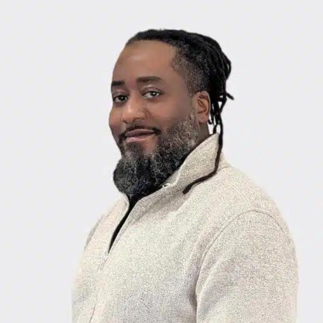 Sharkeam Holley