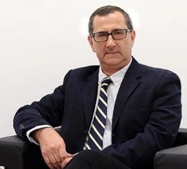 Dr. Mark Simionov