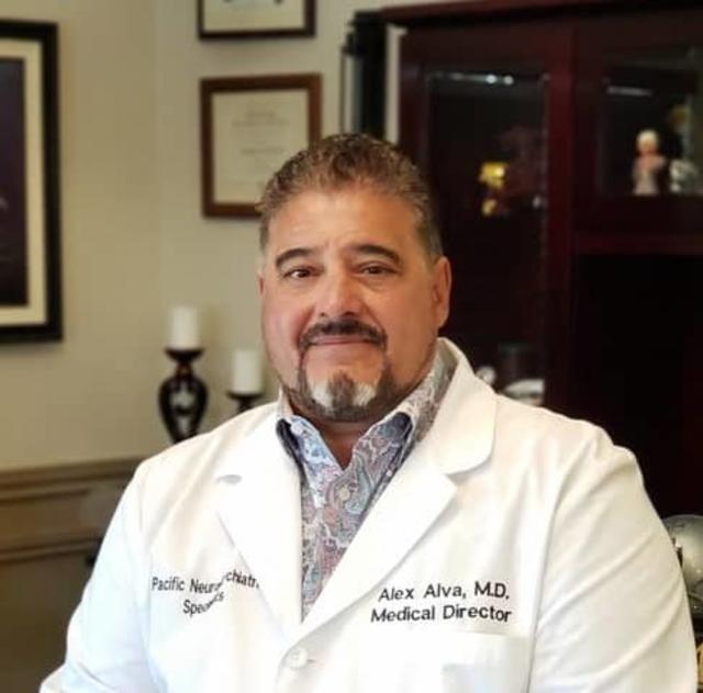 Dr. Alejandro Alva