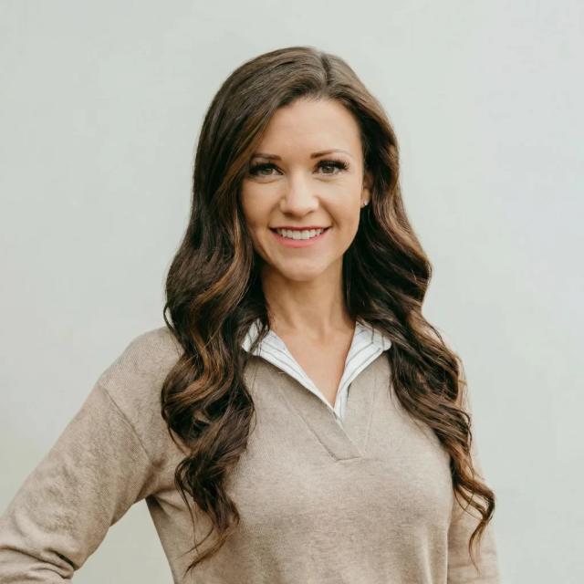 Stephanie Harper-Bills