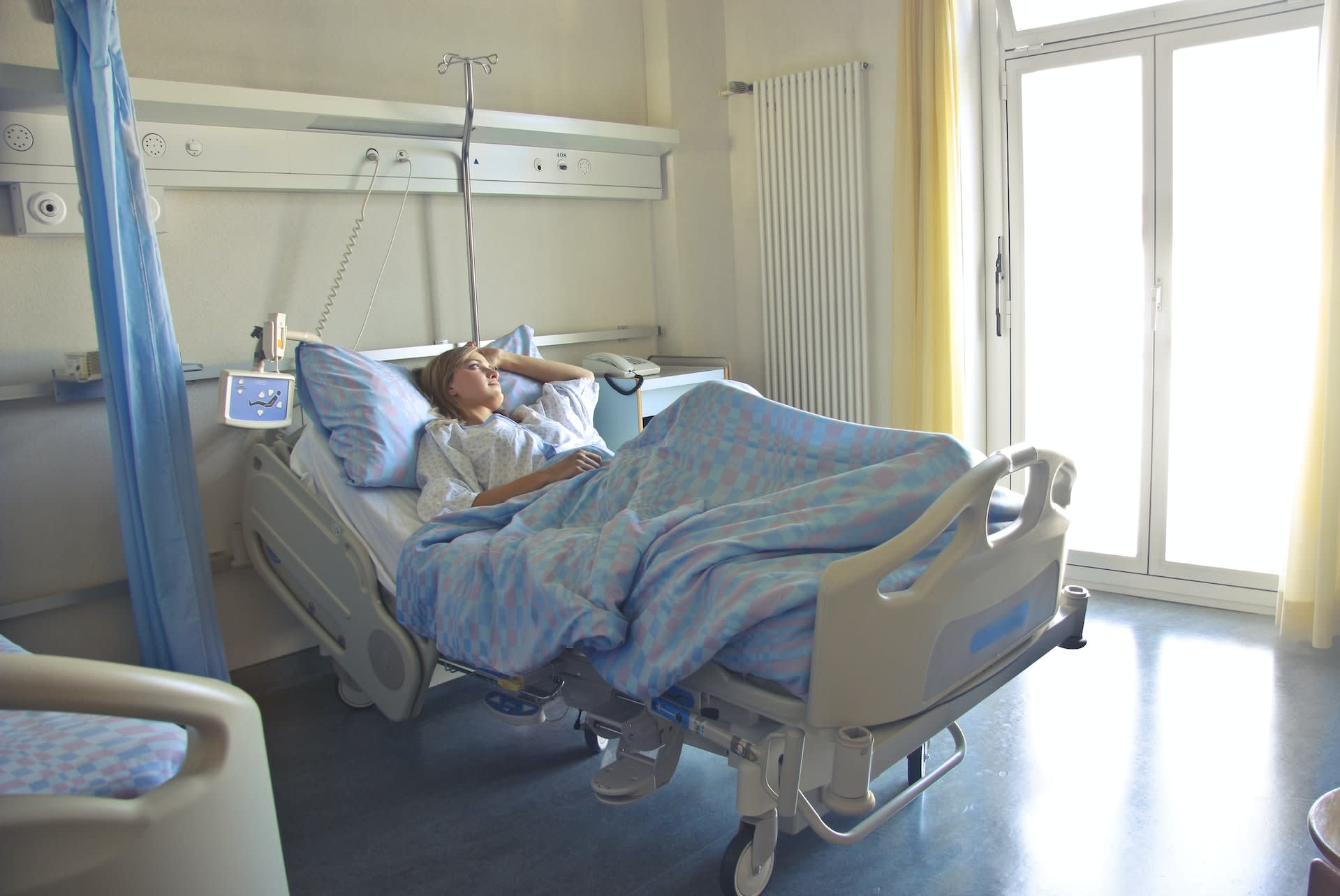 How Long Does Alcohol Poisoning Last? Symptoms, Timeline & Treatment