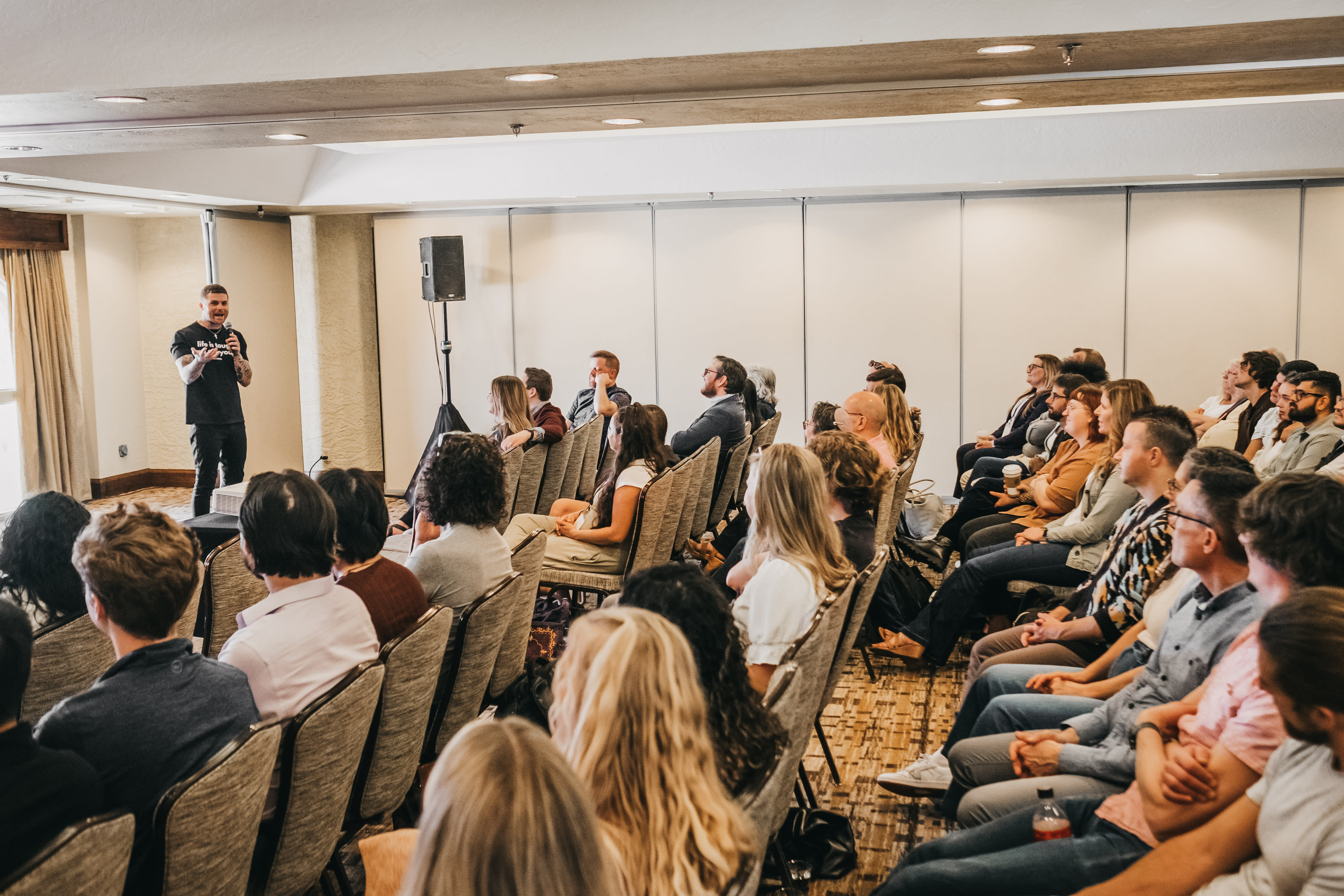 Recovery.com Team Engages with Mental Health Advocate Johnny Crowder at the 2024 Phoenix Retreat