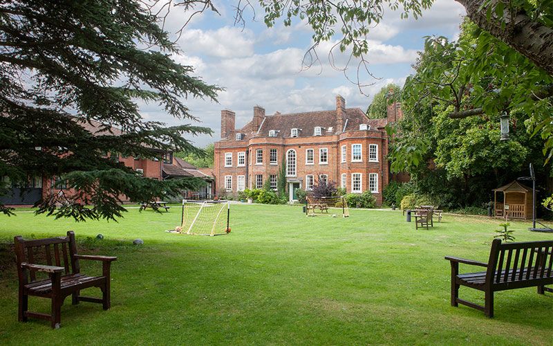 The Priory Hospital Hayes Grove Rehab Center in London