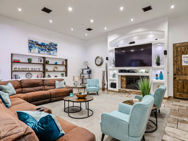 Unpack the Weight of Service in a Safe Space