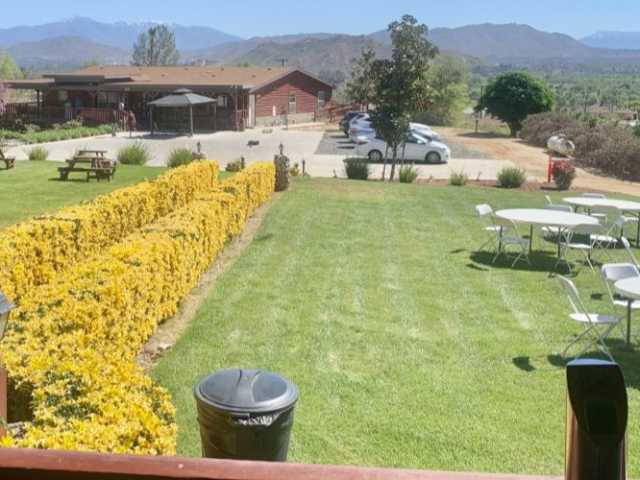 Mountain View Setting
