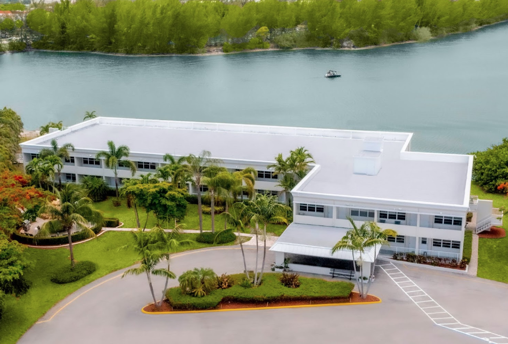 Zinnia Health Deerfield Beach facility photo 3