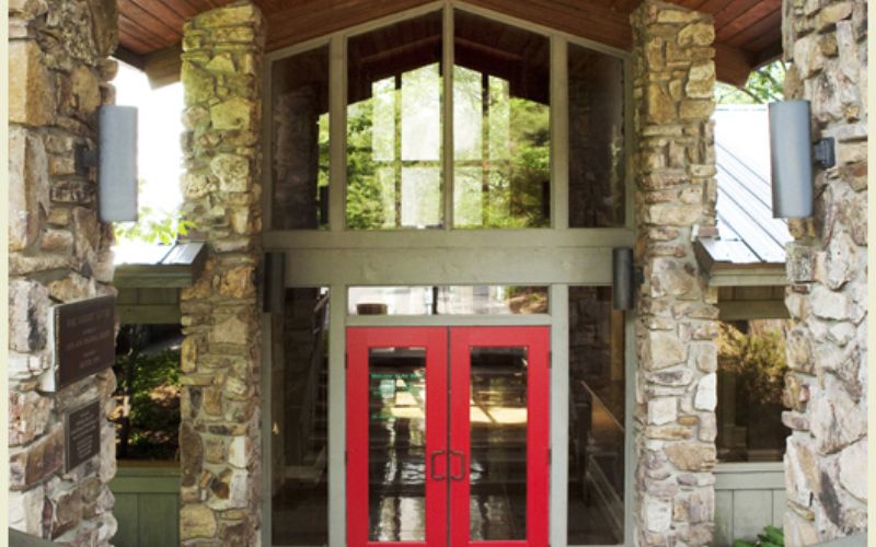 Oasis Renewal Center facility