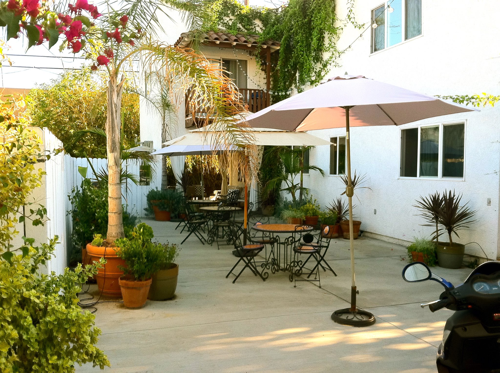 La Fuente Hollywood Treatment Center facility photo 4