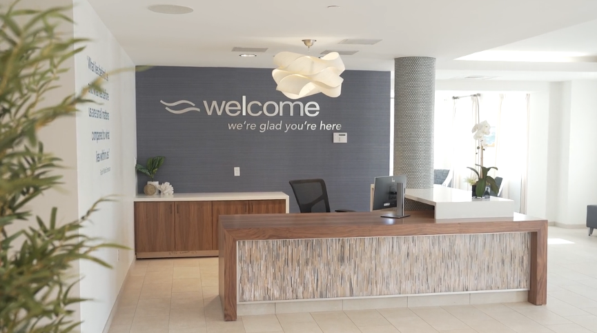 Hand prints christmas activites for children