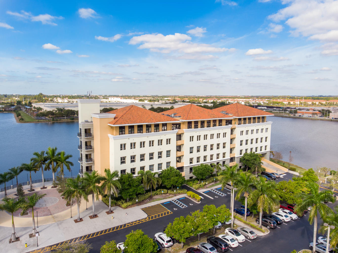 Florida Helps facility