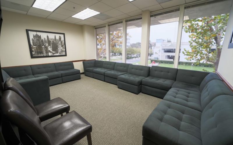 Discovery Mood & Anxiety Program Newport Beach facility photo 4