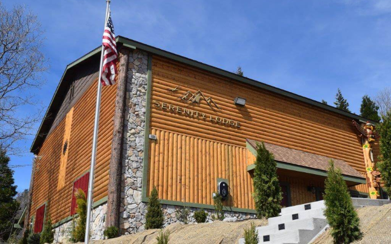 Zinnia Health Serenity Lodge facility