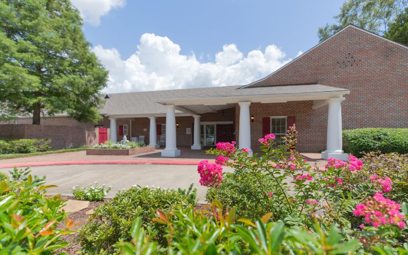 Vermilion Behavioral Health Treatment Options, Amenities & Photos