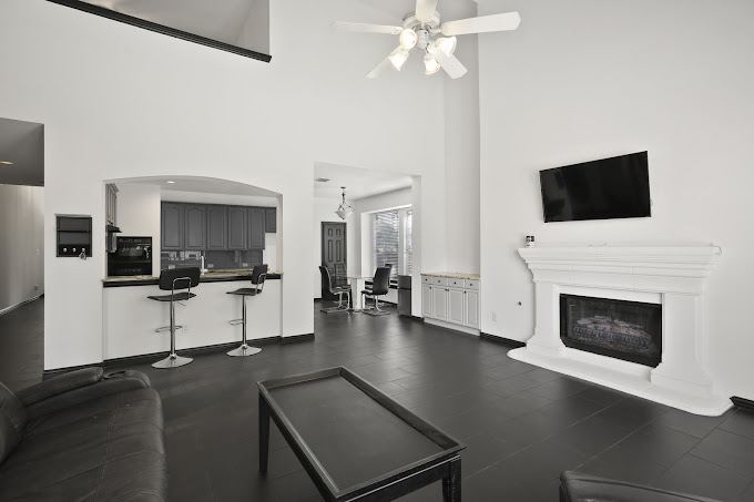 Real Deal-West Plano facility photo 5