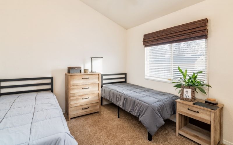 River Sober Living facility photo 5