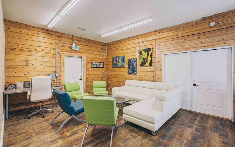 The Ranch at the Raleigh House facility photo 2