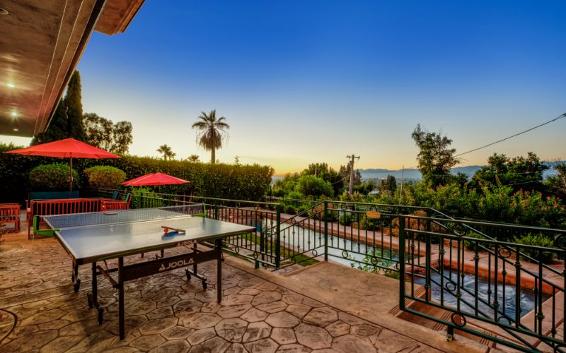 Luxe Recovery Studio City facility photo 4