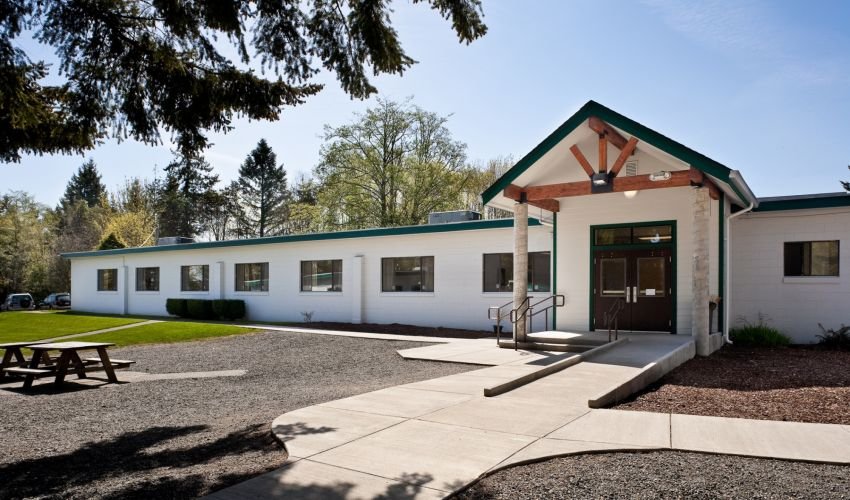 Olalla Guest Lodge facility