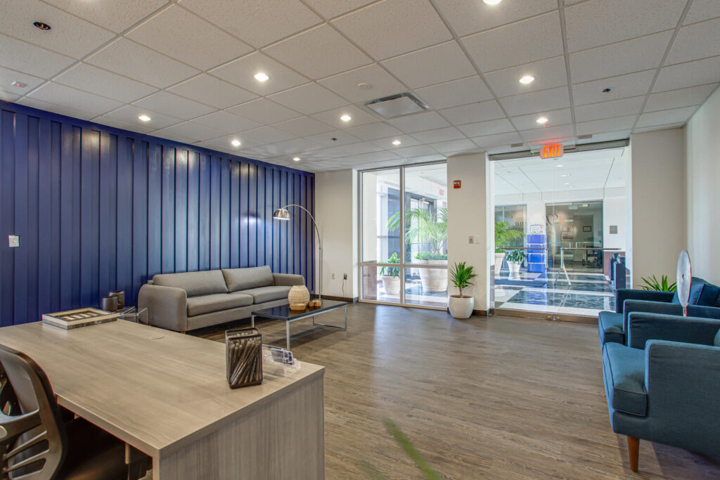 Pasadena Villa Outpatient Chantilly facility photo 3