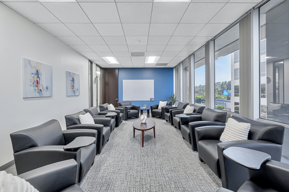 Clearview Outpatient - Woodland Hills facility photo 5