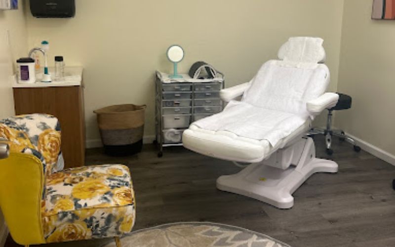 LenoyMED at Belleville Treatment Options, Amenities & Photos