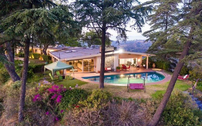 90210 Recovery facility