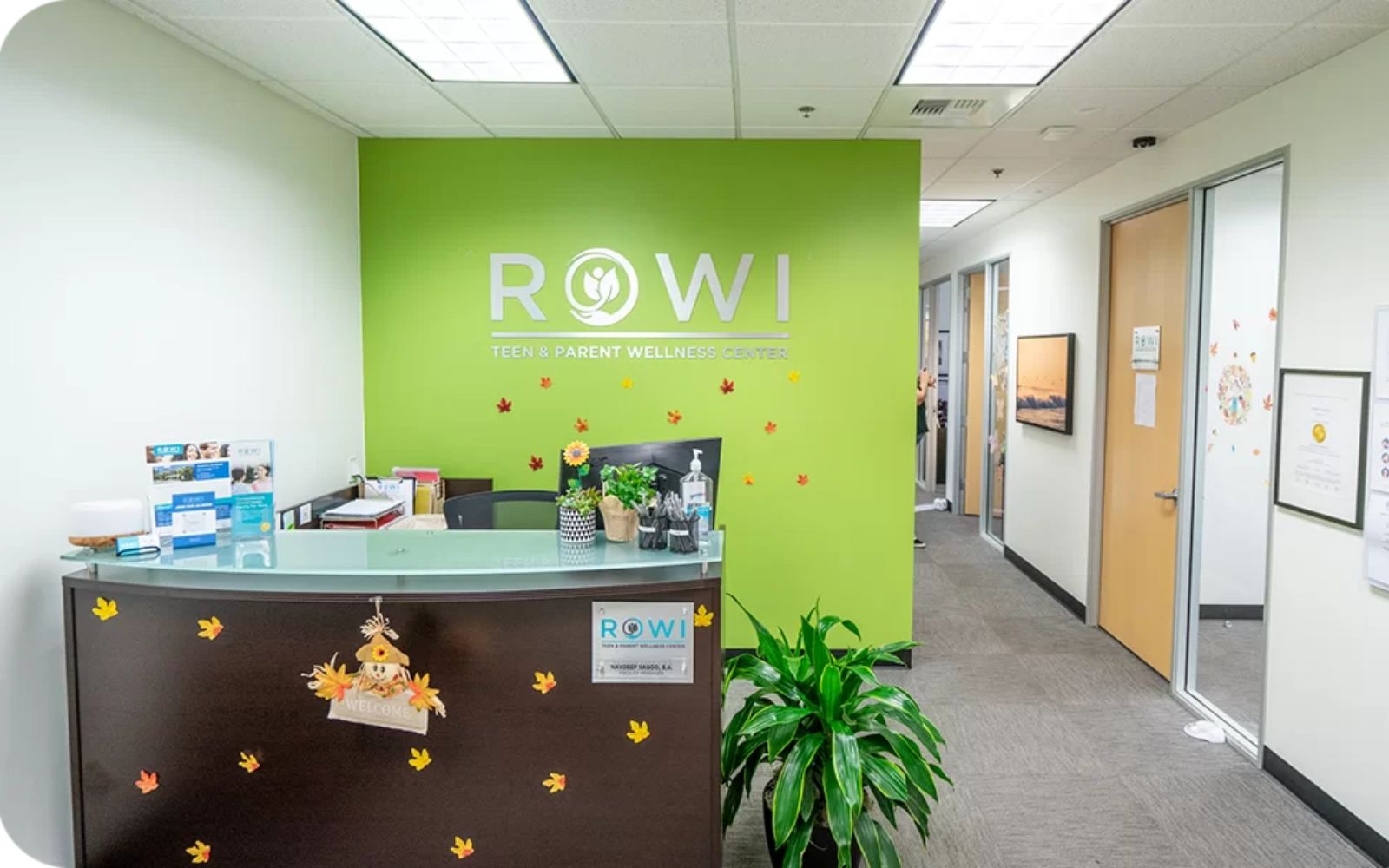 ROWI Teen Mental Health - Valencia facility photo 5
