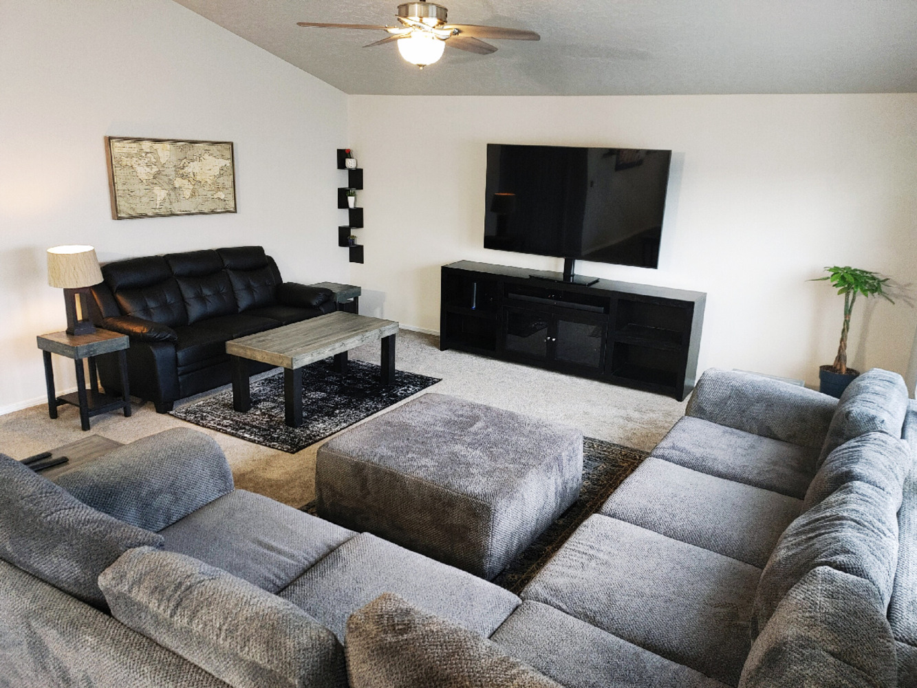 River Sober Living facility photo 2